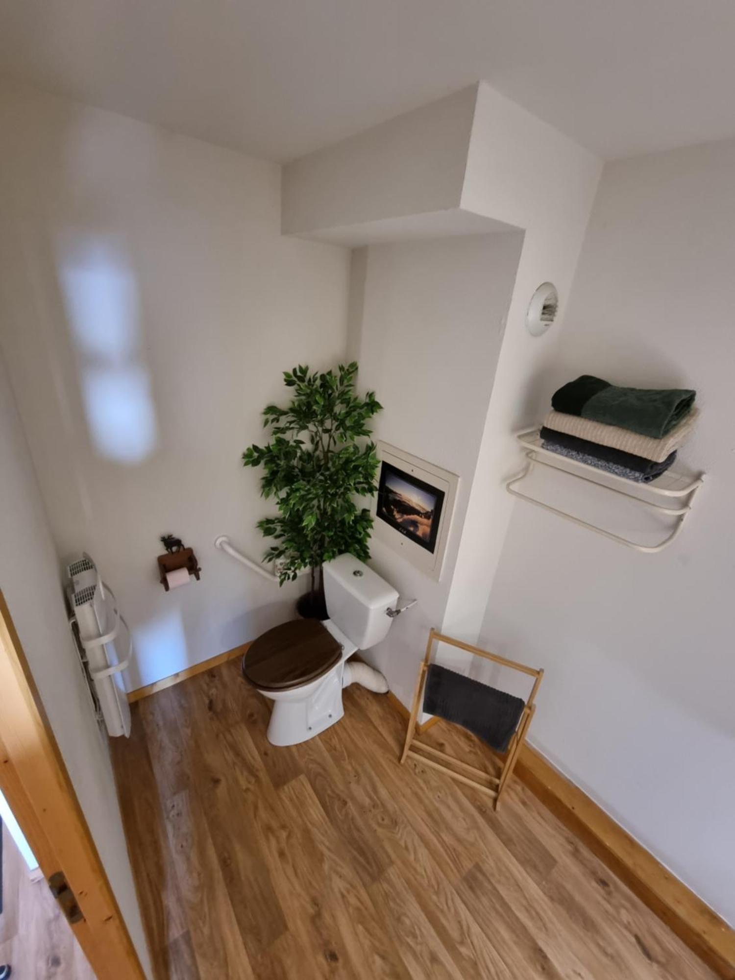 Appartement 4 Personnes 32M2 Au Pied Des Pistes- Wifi- Balcon Sud- Chamrousse 1650 Luaran gambar