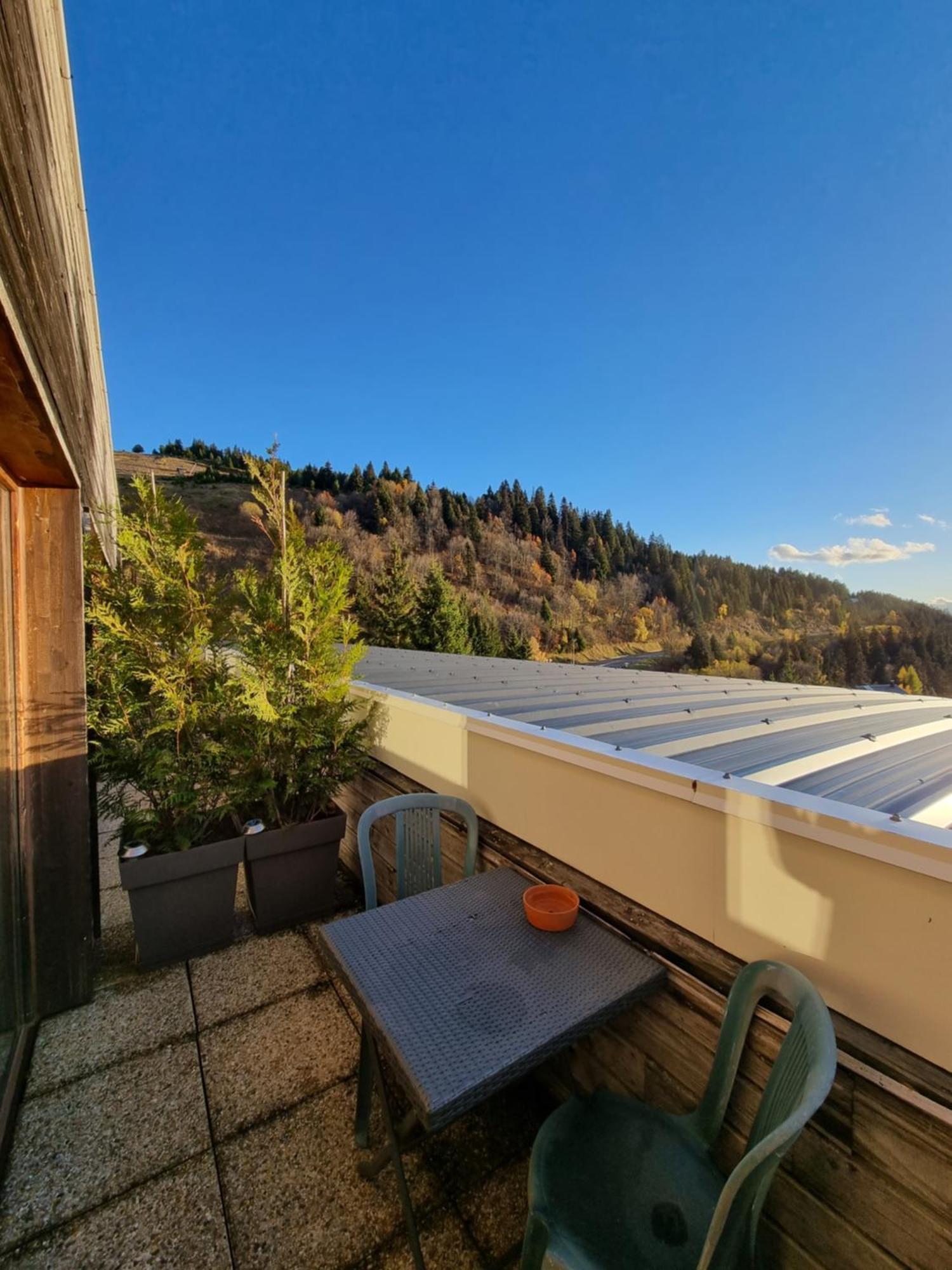 Appartement 4 Personnes 32M2 Au Pied Des Pistes- Wifi- Balcon Sud- Chamrousse 1650 Luaran gambar